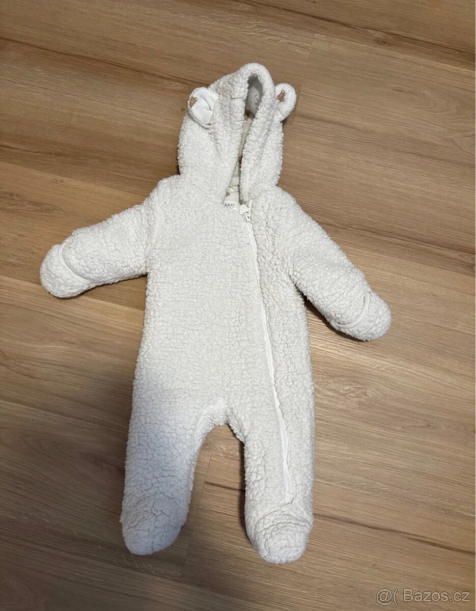 Mix oblečení pro miminka univerzální 0-3 měsíce - 2