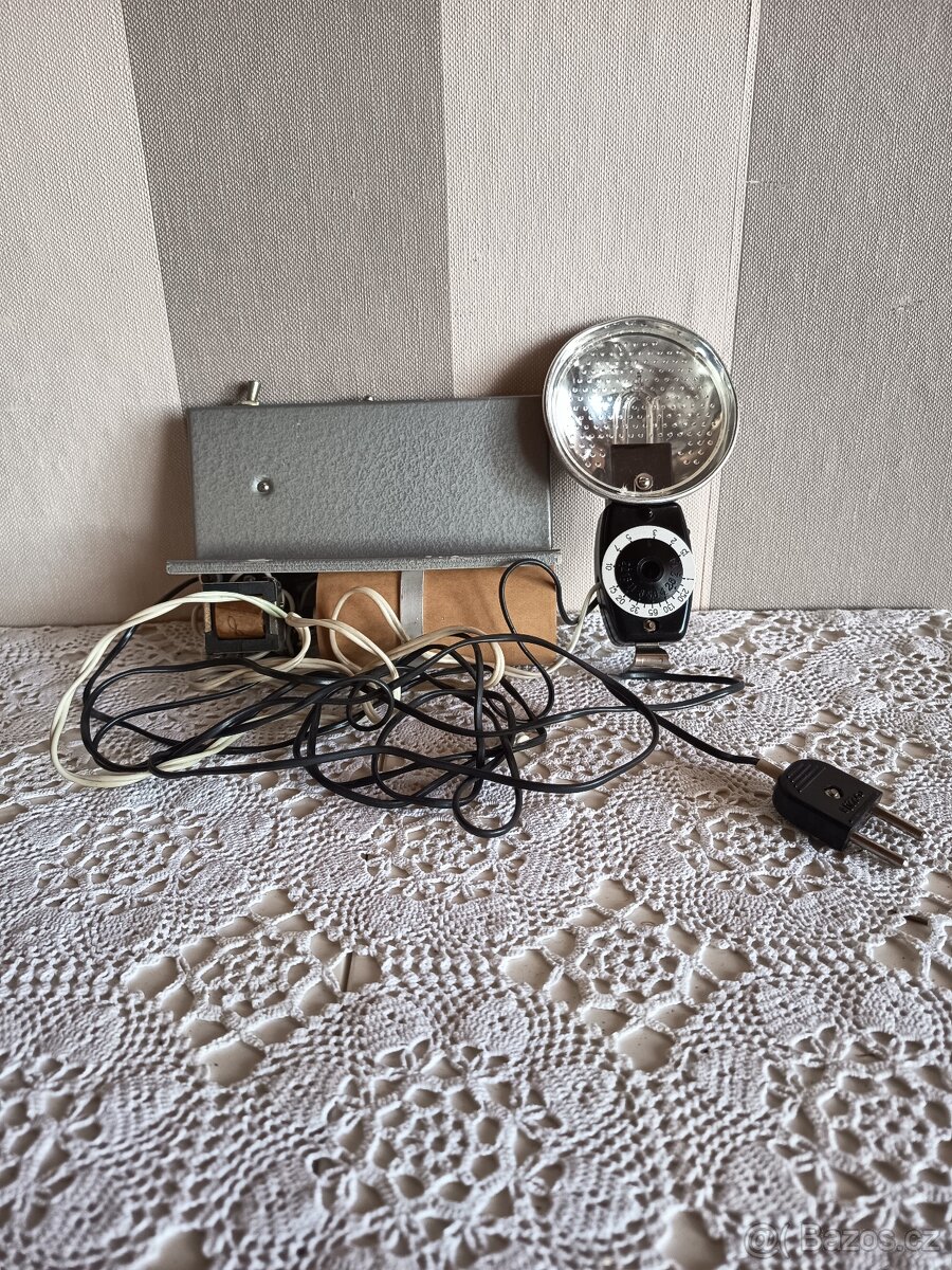 Blesk k fotoaparátu značky Čajka - 2