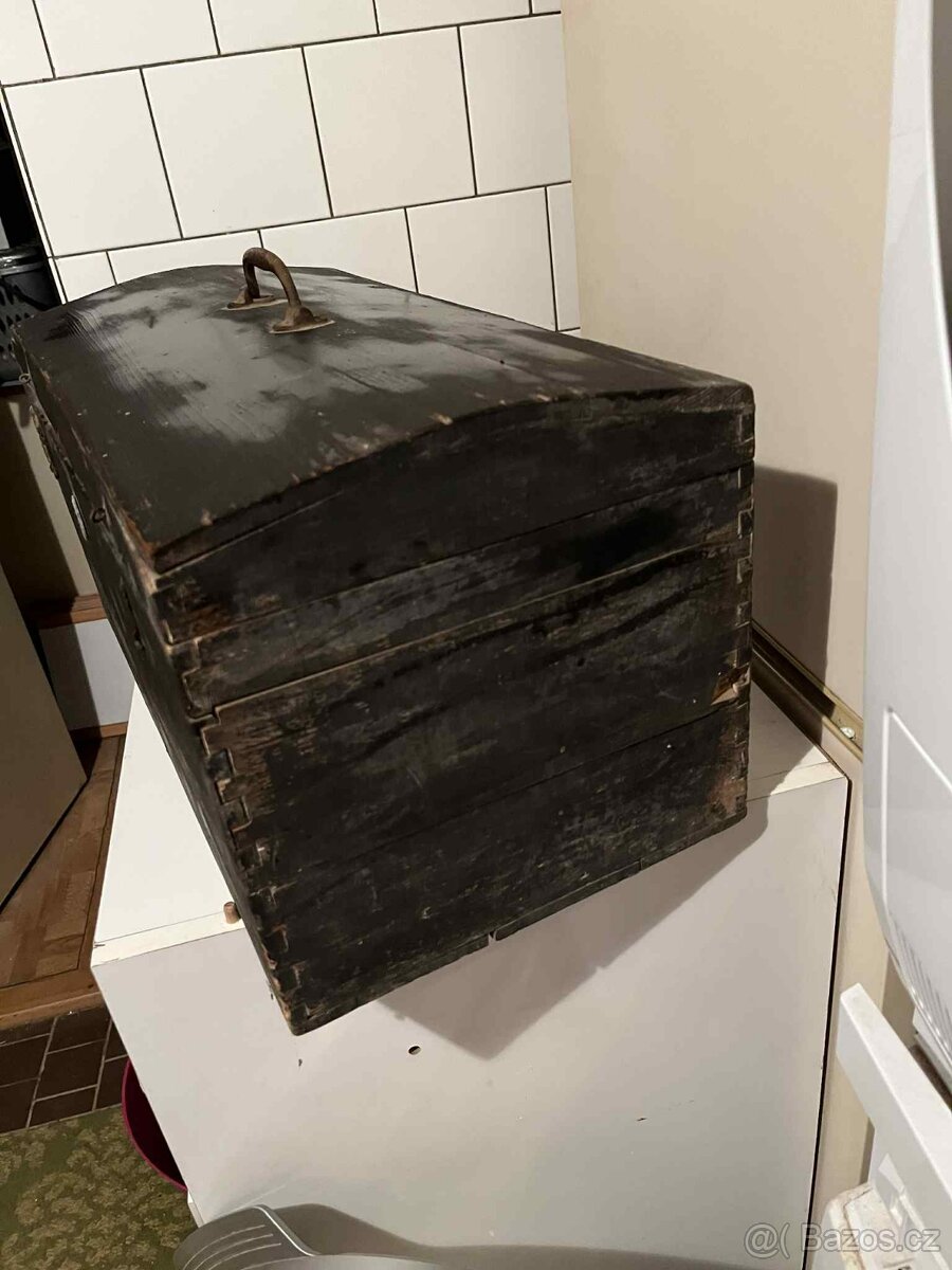 Stará vojenská truhla / bedna – rok cca 1950 - 2