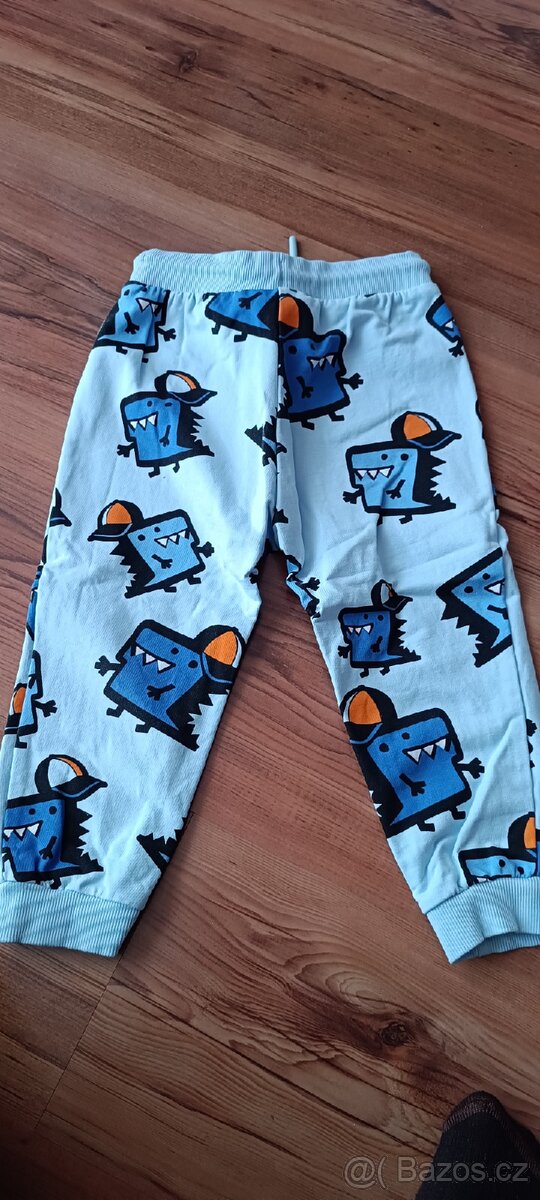 Modré tepláky vel. 92 - 2