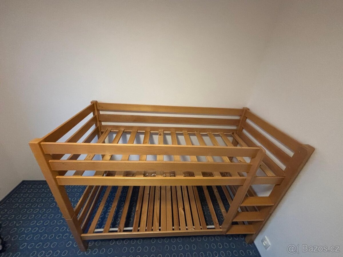 Dřevěná poschoďová postel - 2