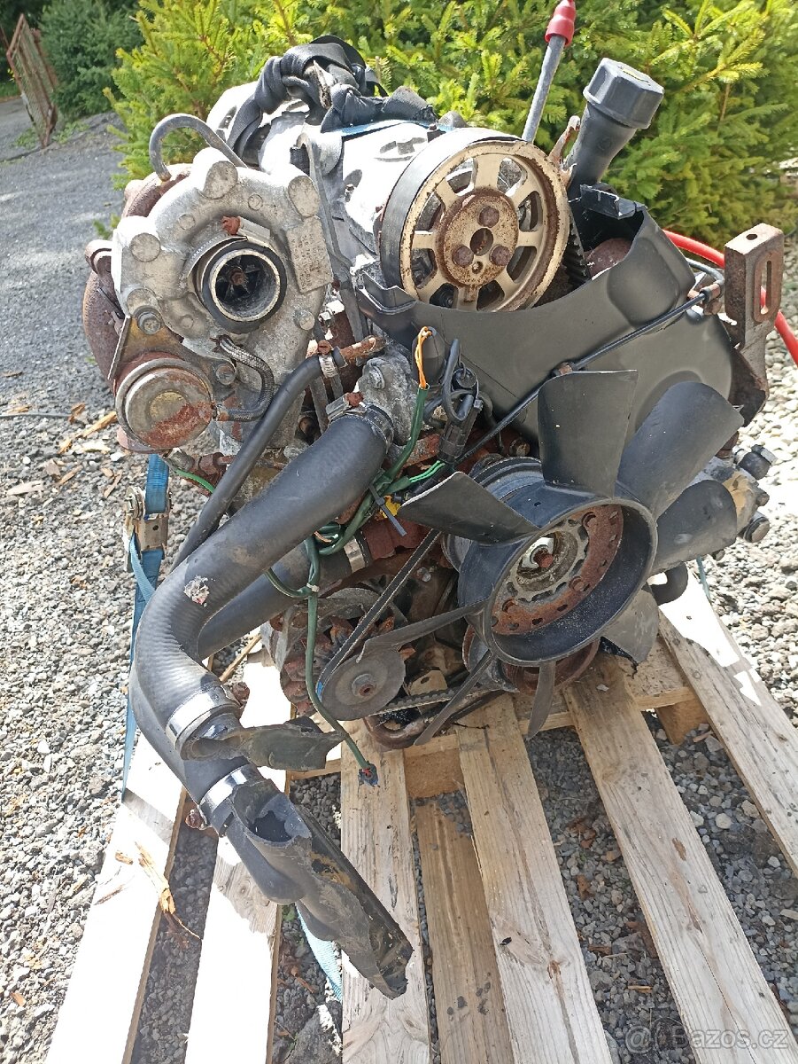 Prodám motor Iveco daily 2.8td 90kw - 2