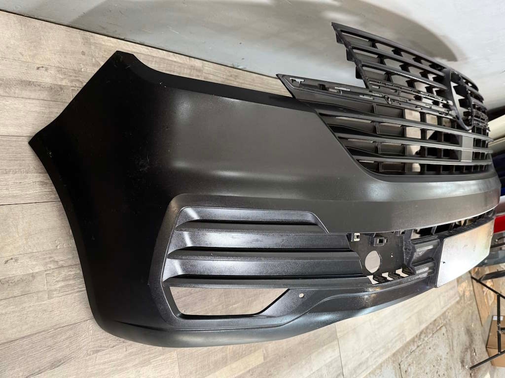 VW TRANSPORTER T6.1 2019-2024 - nárazník - 7LA807221F - 2