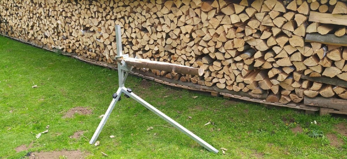 Stojan na řezání dřeva - 2