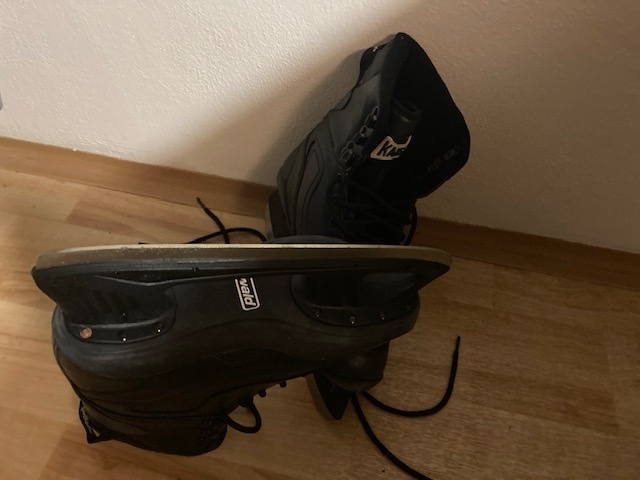 LEVNĚ PRODÁM PÁNSKÉ BRUSLE - 2