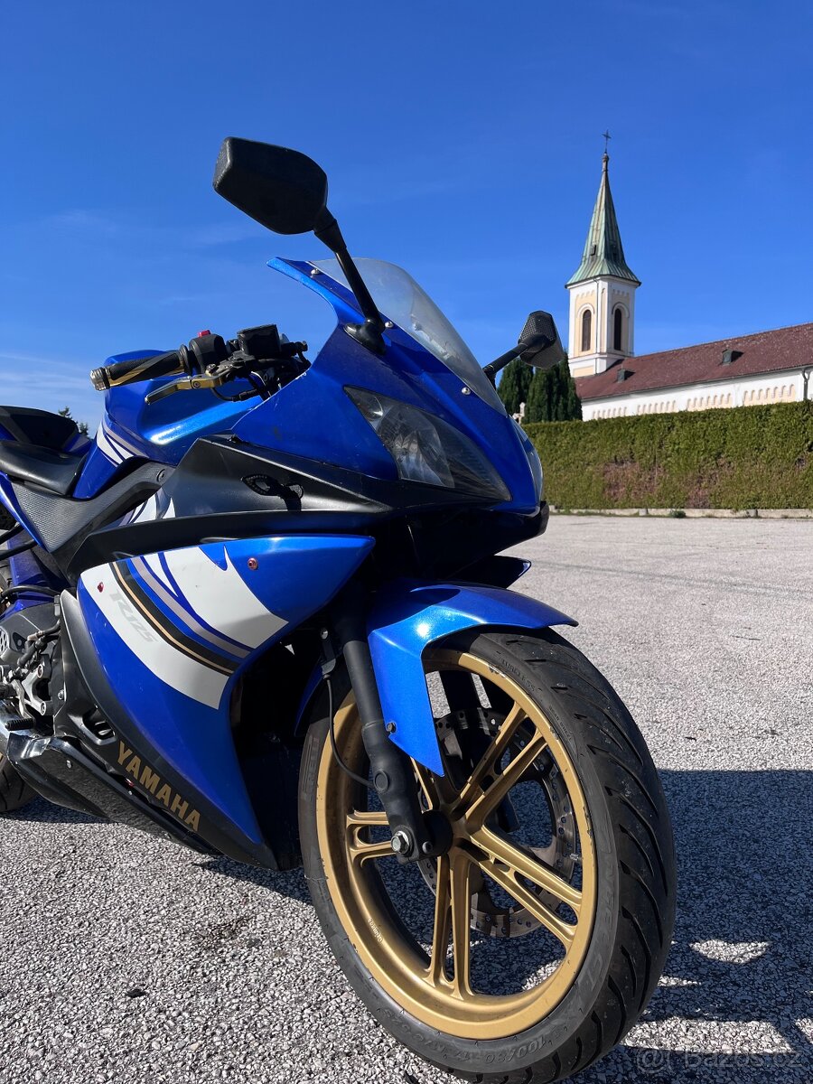 Yamaha YZF 125r - 2