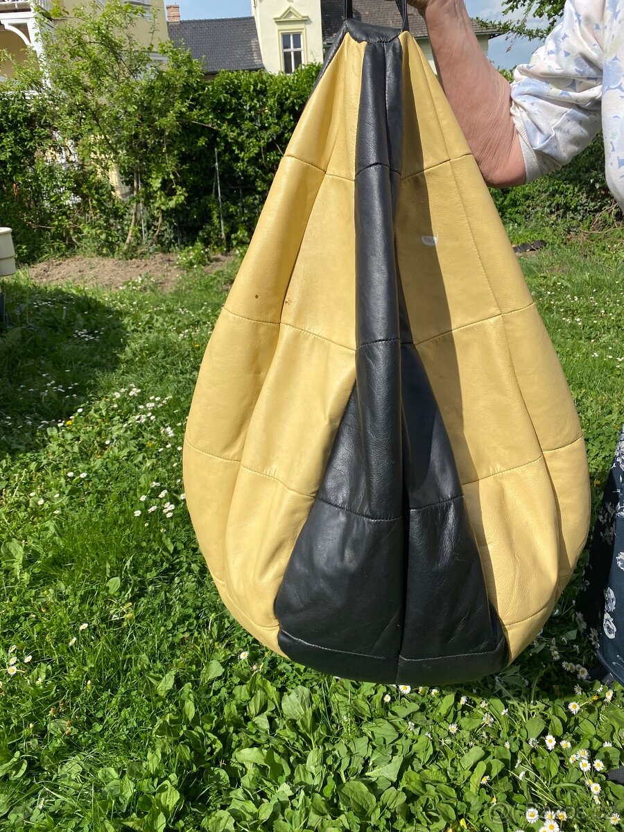 Pytel na sezení - 2