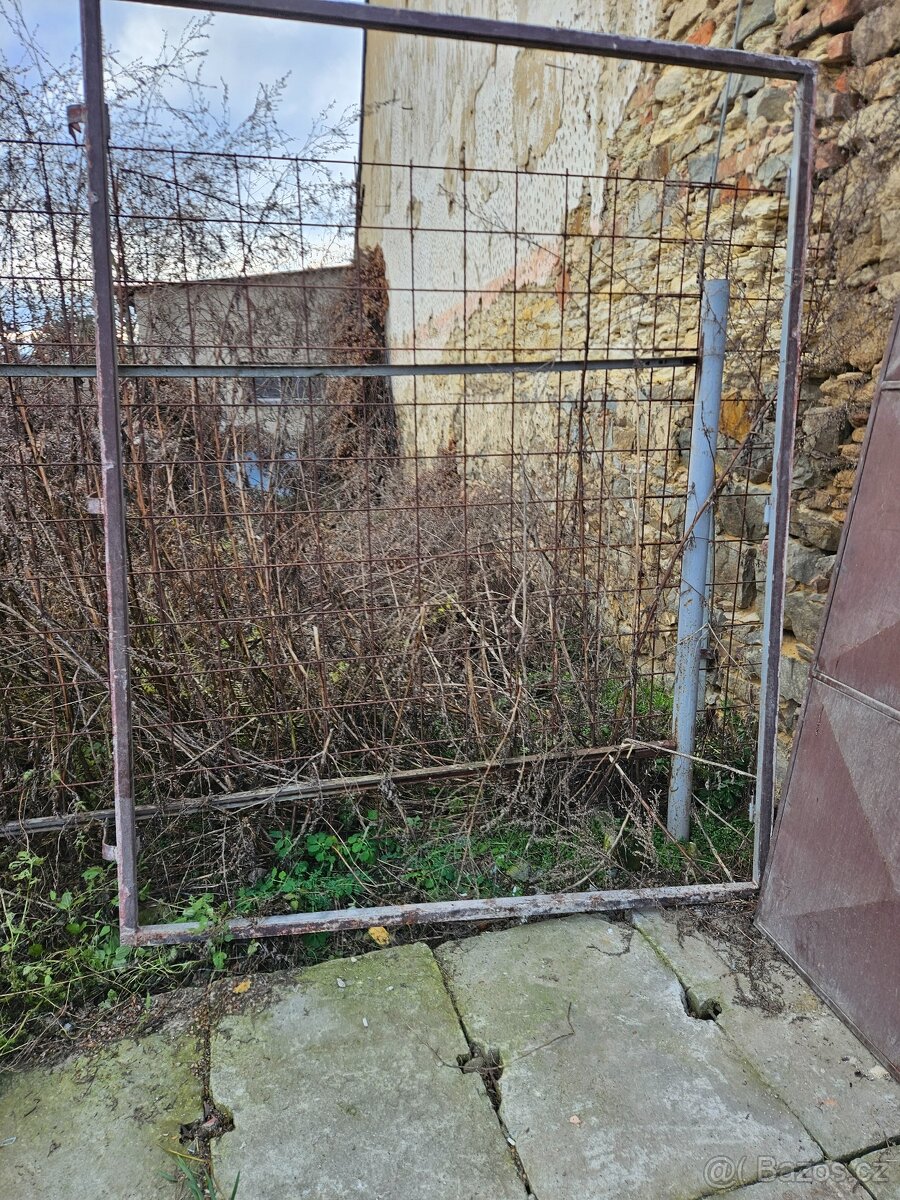 Dvoukřídlá vrata - 2