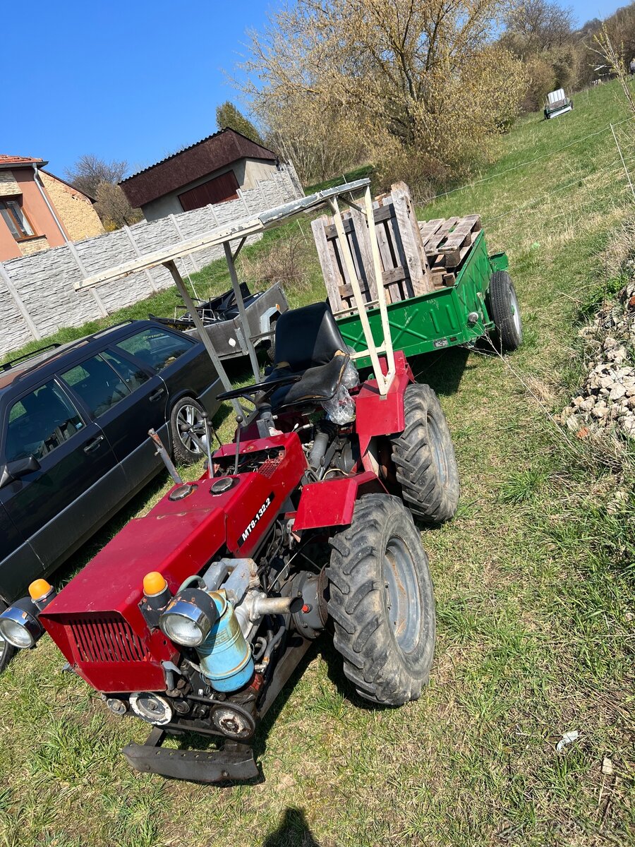 Malotraktor MT8 - 2