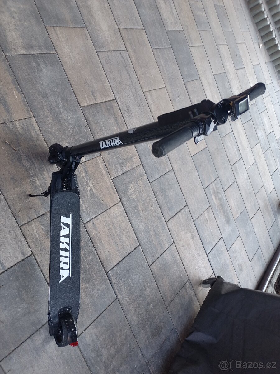 Elektrokoloběžka Takira carbon - 2