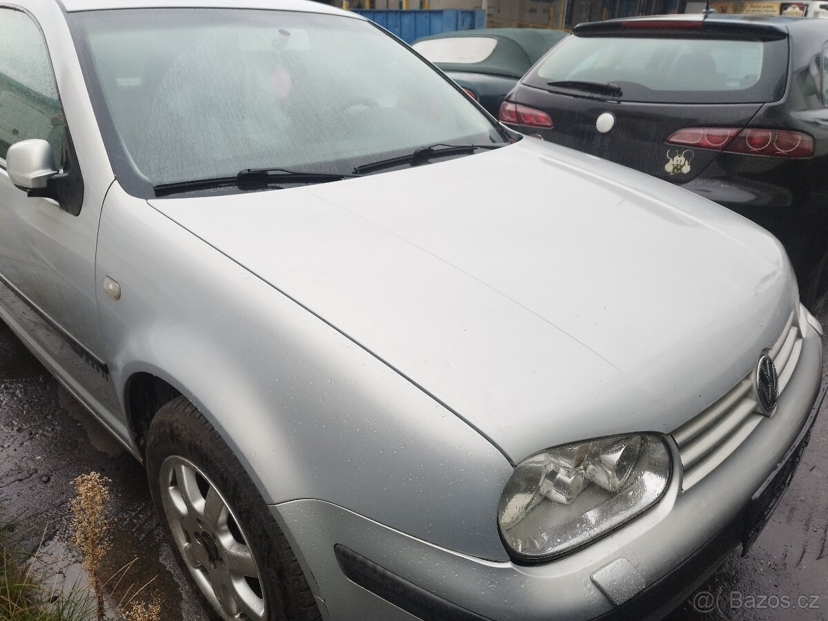 VW Golf 4 1.4 55kw r.v.2001 - 2