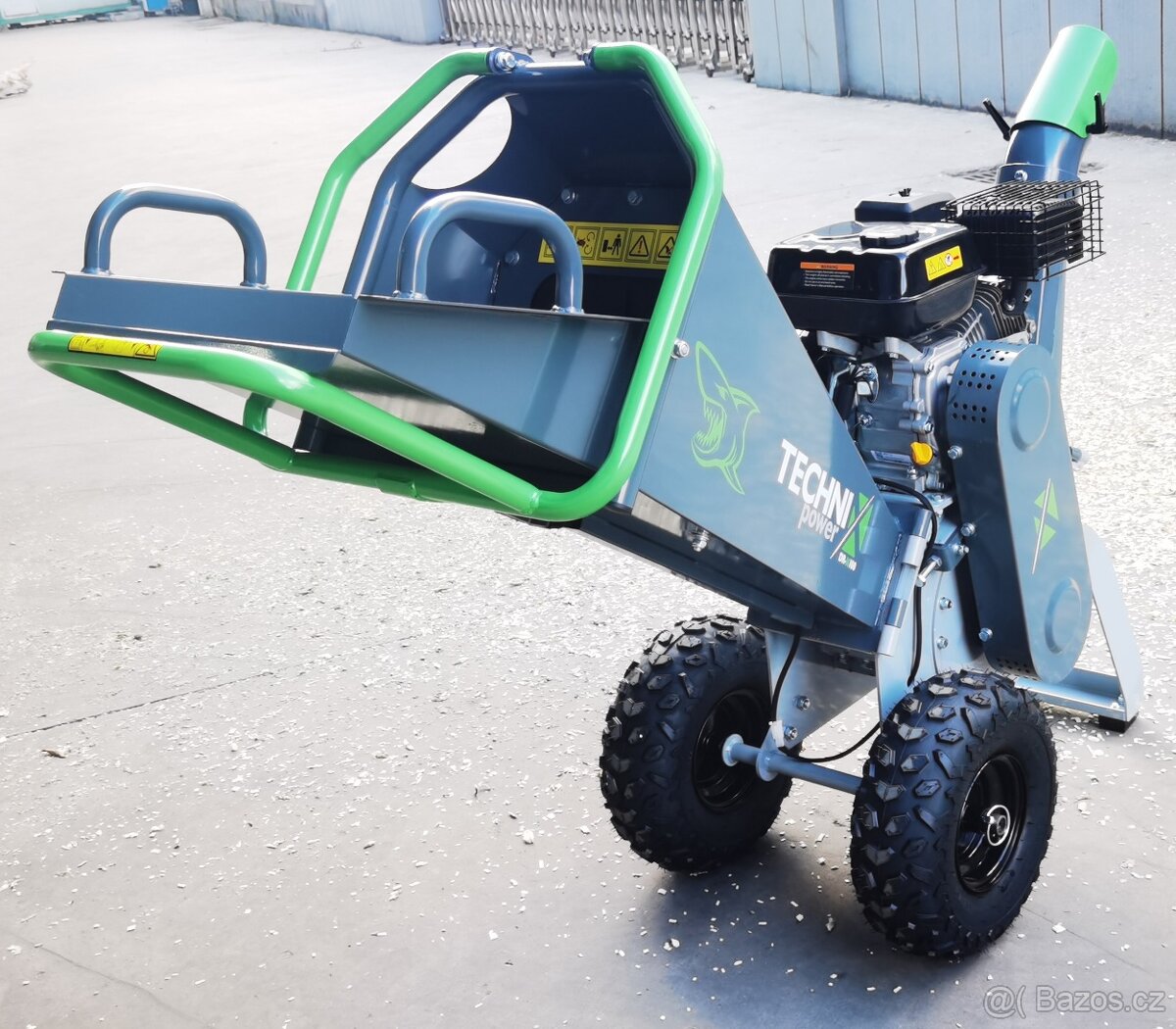 Benzínový drtič větví do 10 cm, DR-X100 TECHNIX - 2