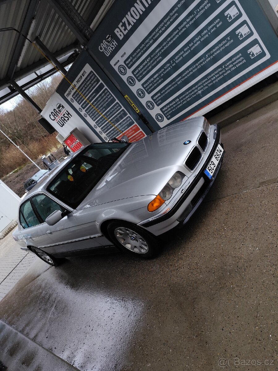 BMW e38 730d 135kw - 2