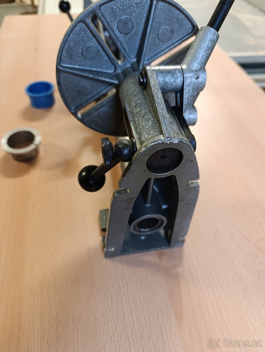 Stojan na vrtačku Narex - 2