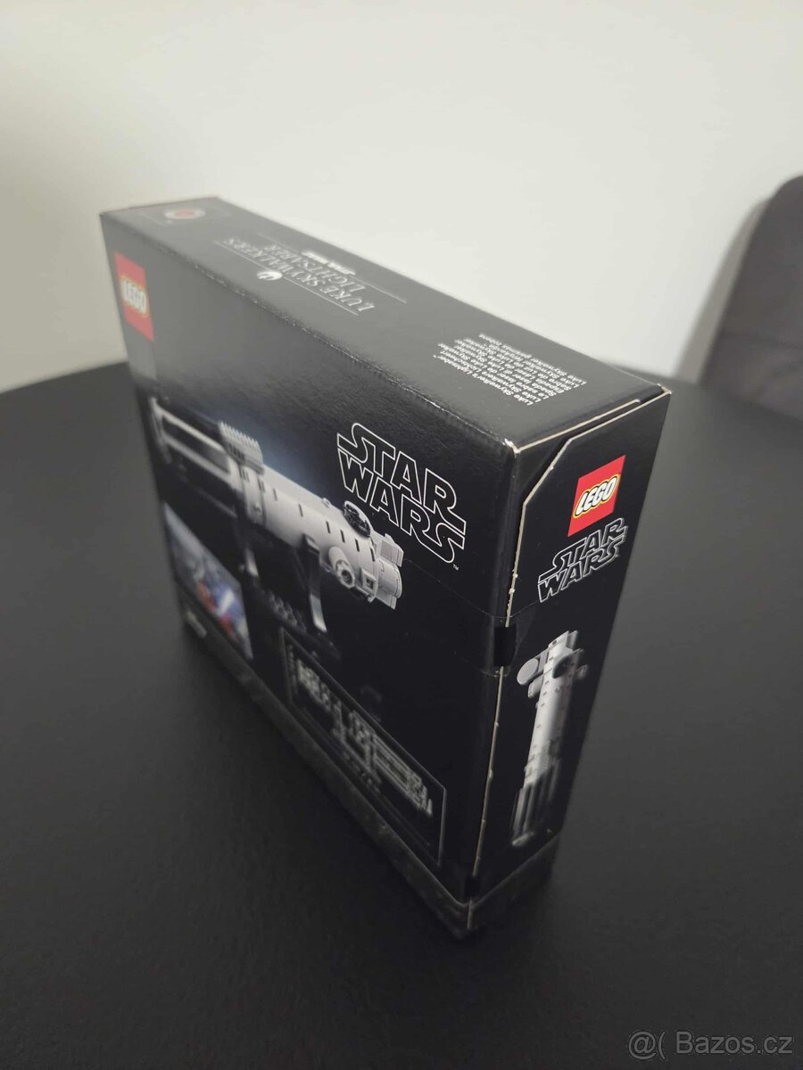LEGO Star Wars 40483 (světelný meč Luka Skywalkera) - 2