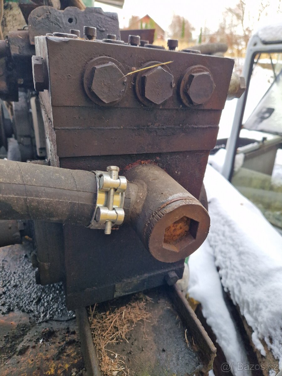 Prodám hydraulické čerpadlo - 2