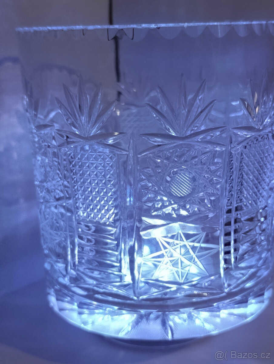 BROUŠENÁ KŘIŠTÁL.VÁZA 14 CM atyp. - 2