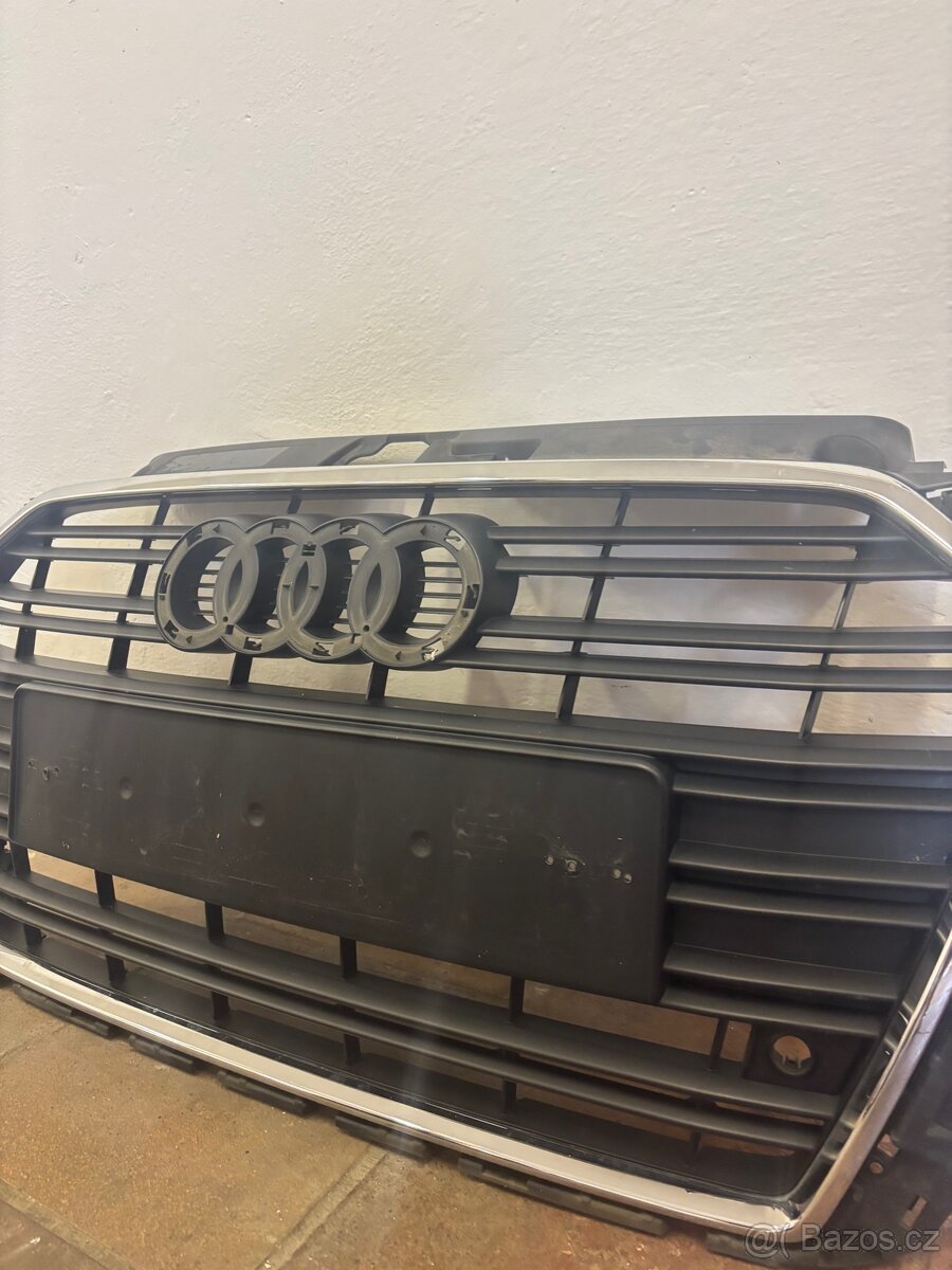 Originální maska (gril) Audi A3 8V – pěkný stav - 2