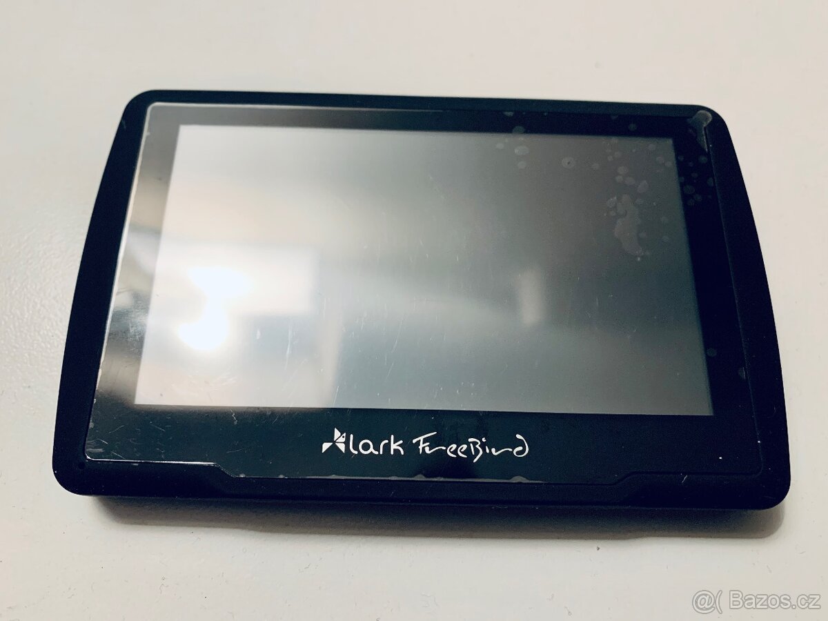 Prodám navigaci lark free bird 43.3 - Sygic CZ mapy - 2
