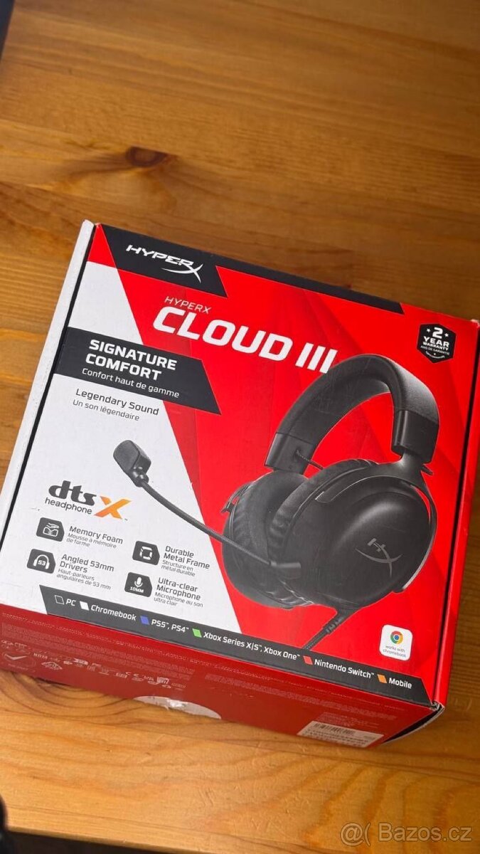 Herní sluchátka HyperX Cloud III Black - 2