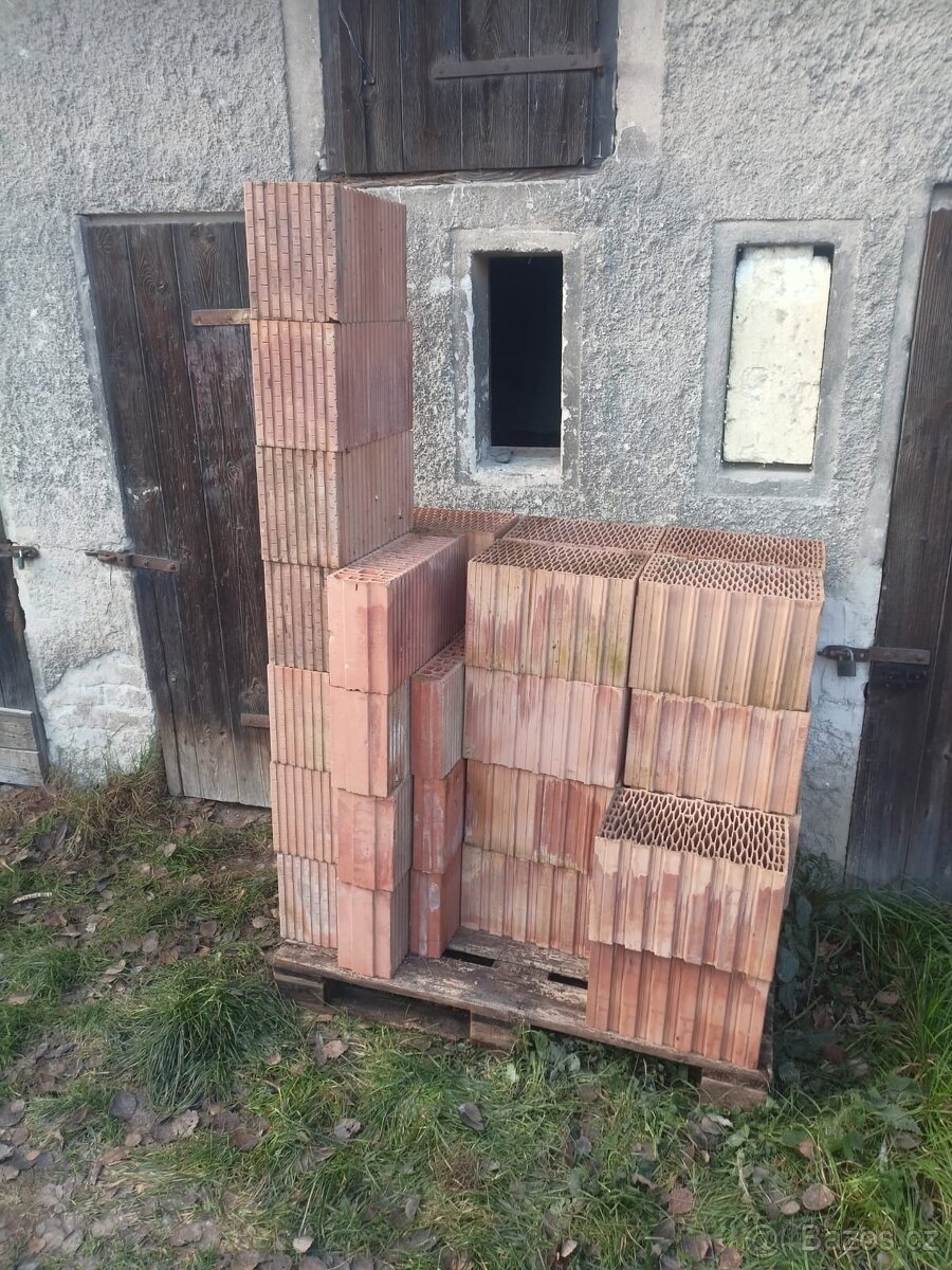 Cihla Heluz různé druhy - 2