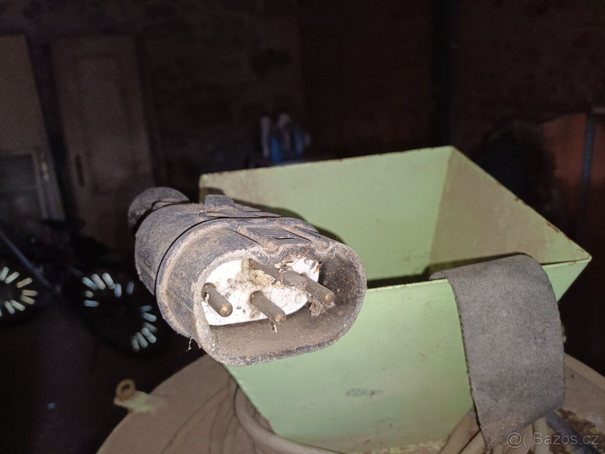 Šrotovnik na obilí - 2