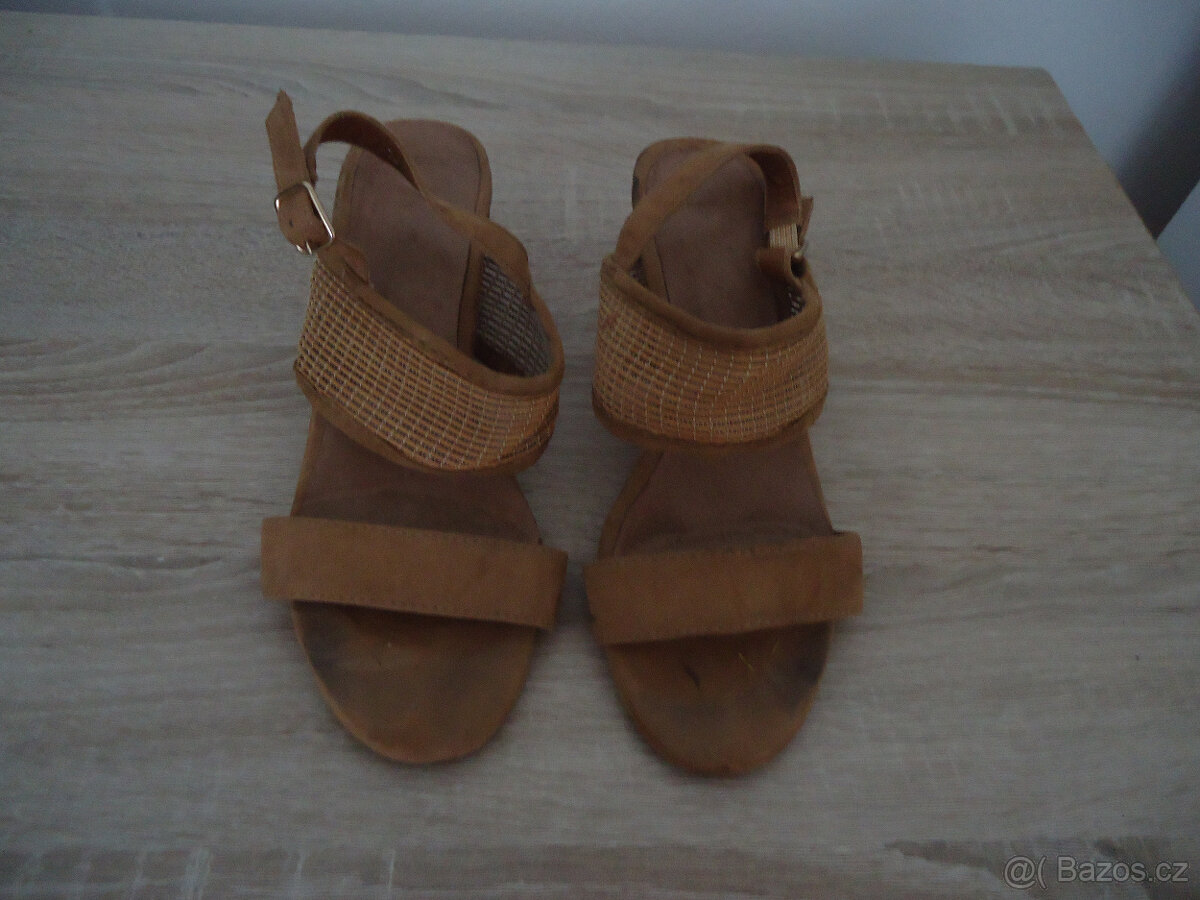 Dámské sandály vel.37 - 2