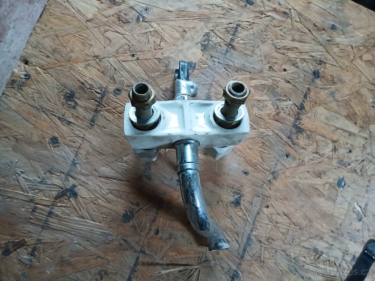 Porcelánová vodovodní baterie - 2