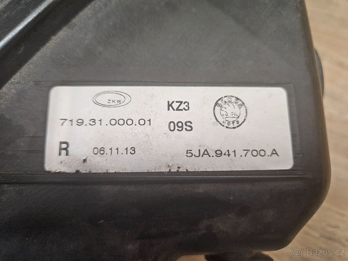 Škoda rapid - mlhovka pravá - 2