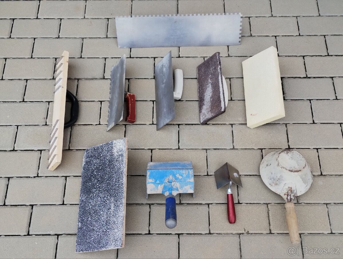 zednické nářadí - 2