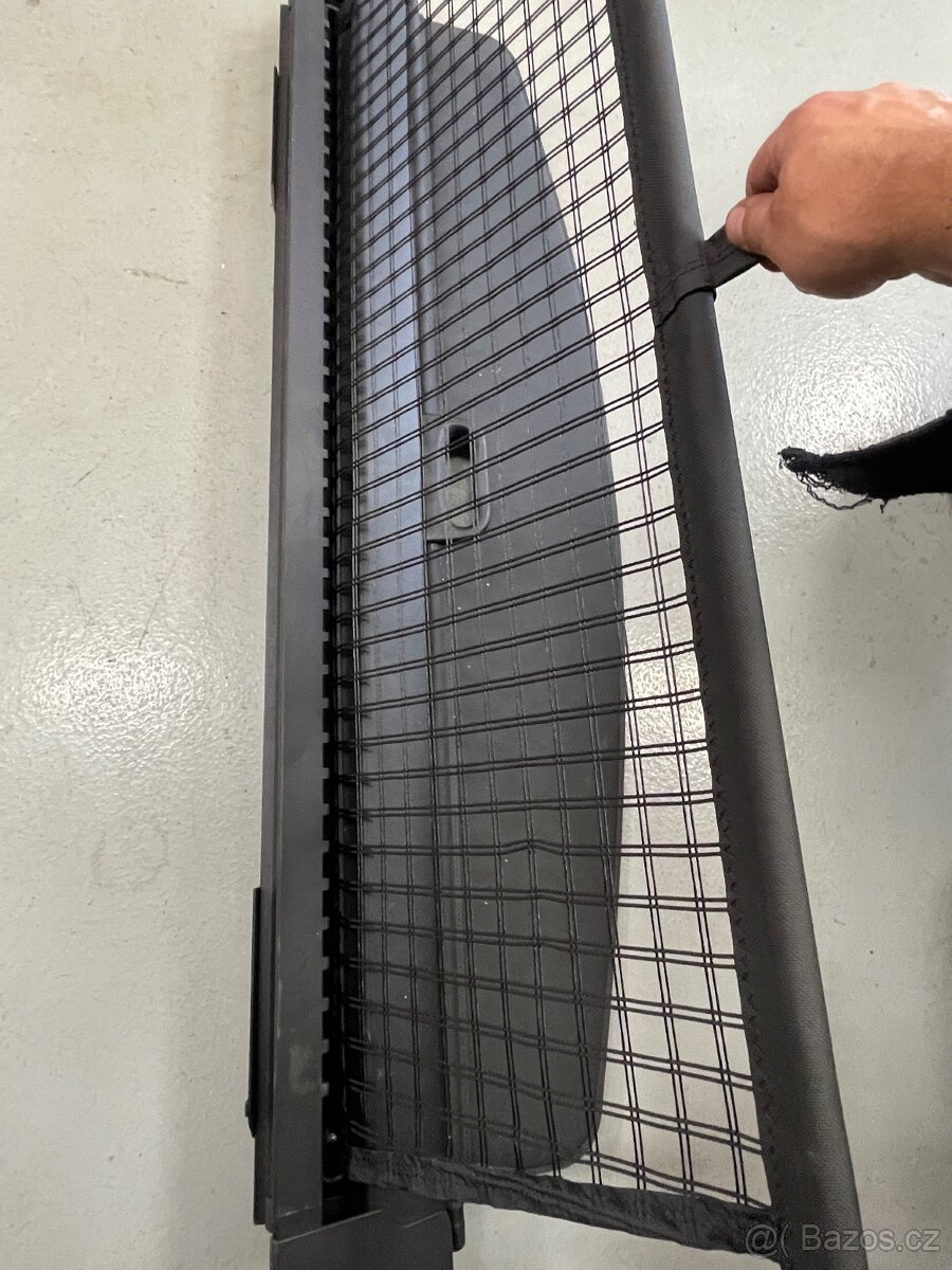 Roleta se síti na BMW X3 - 2