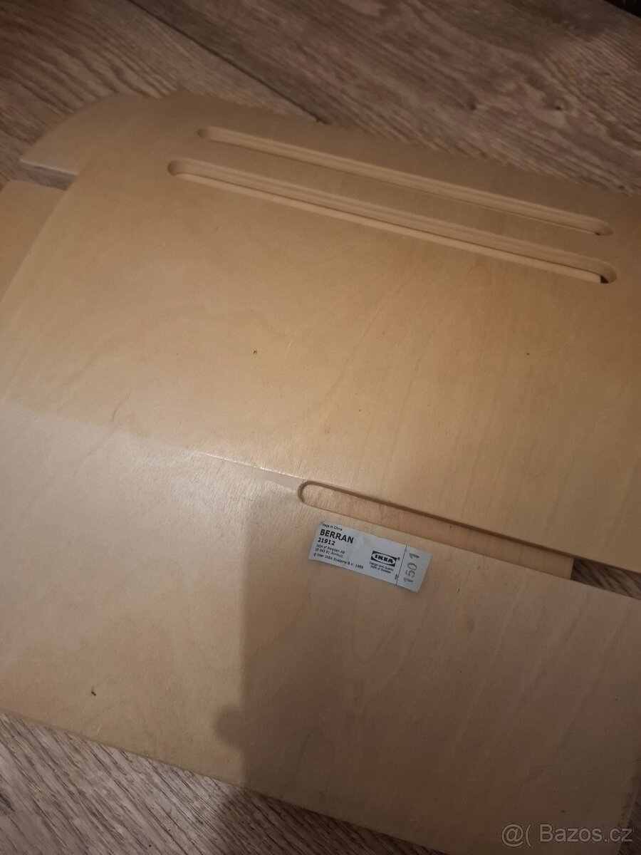 IKEA BERRAN stojan na časopisy - 2