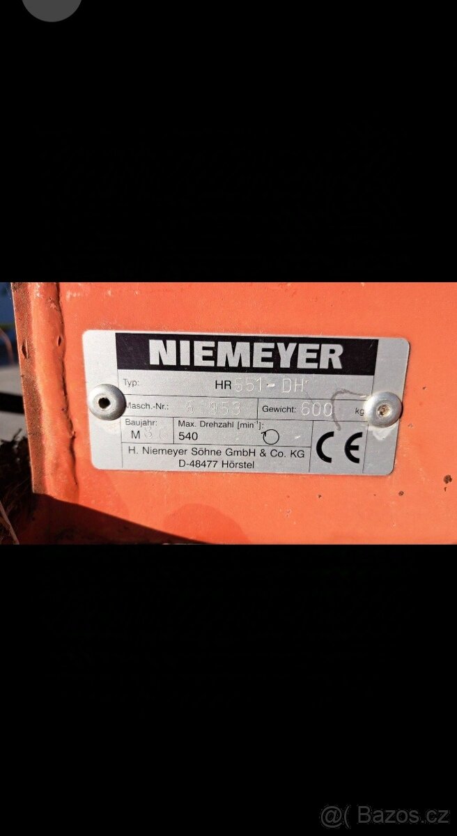 Obraceč sena Niemeyer - 2