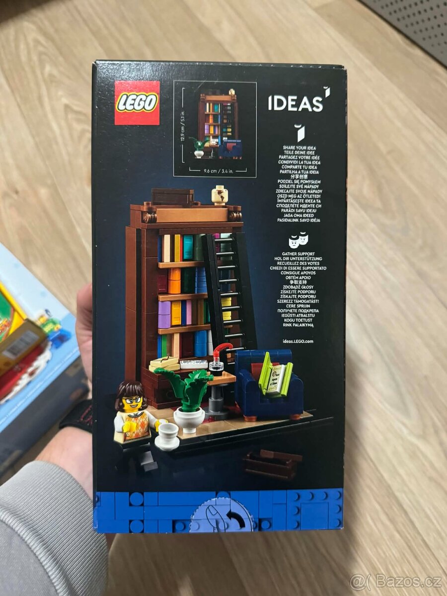 LEGO Ideas 40698 Knihomol - 2
