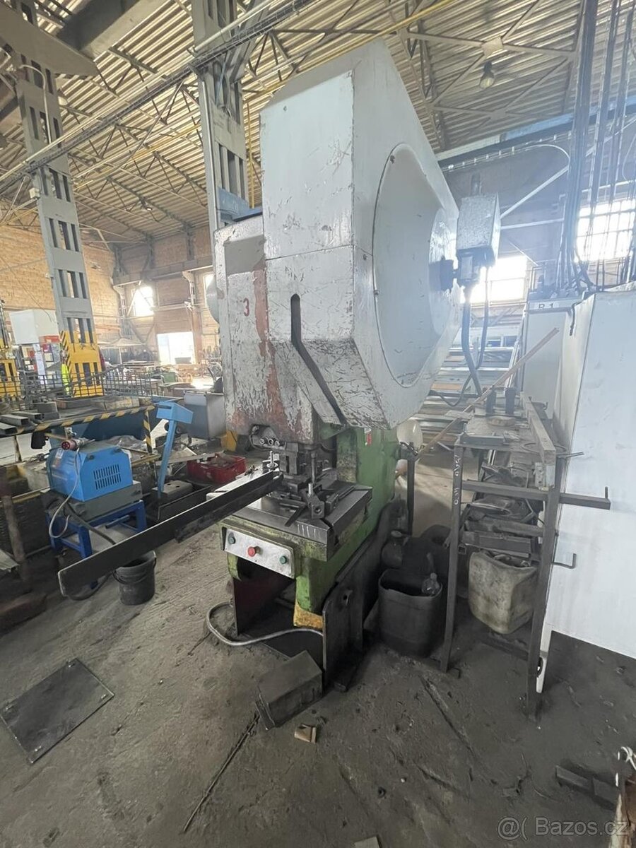 Výstředníkový lis SMERAL LENR 40 A - 2