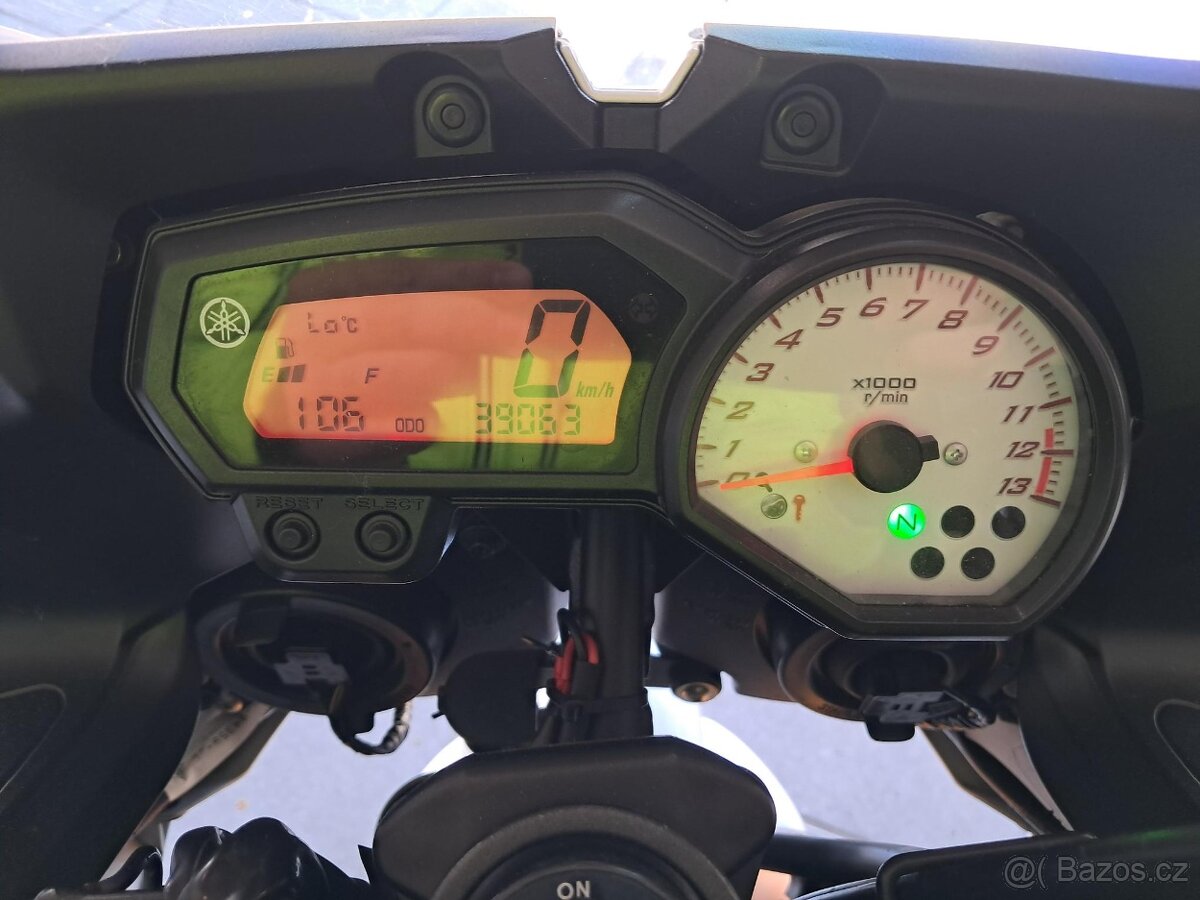 YAMAHA FZ8 ( Fazer ) - 2