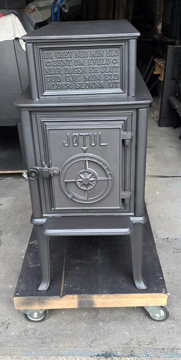 Litinová kamna Jotul F 118 N černý lak - 2