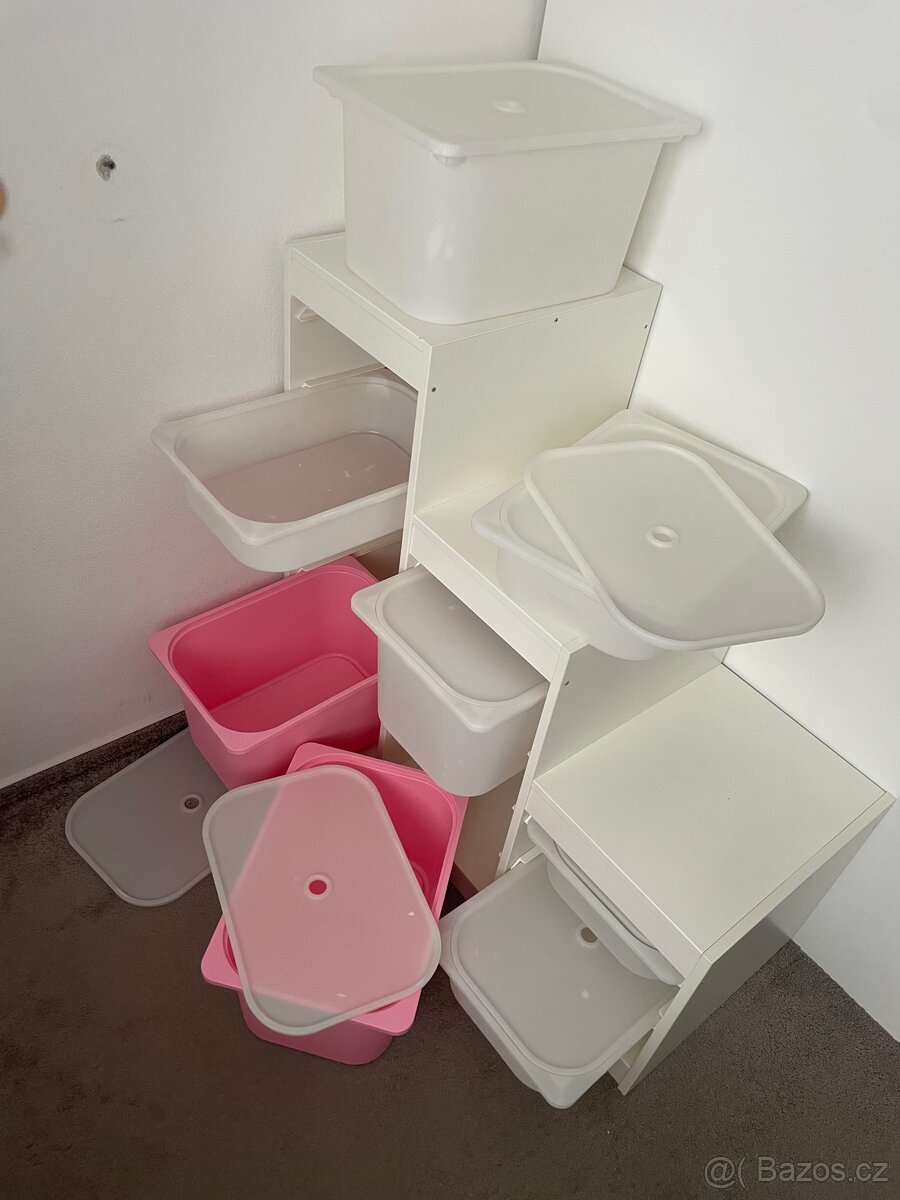 IKEA úložná skříňky - schody - 2