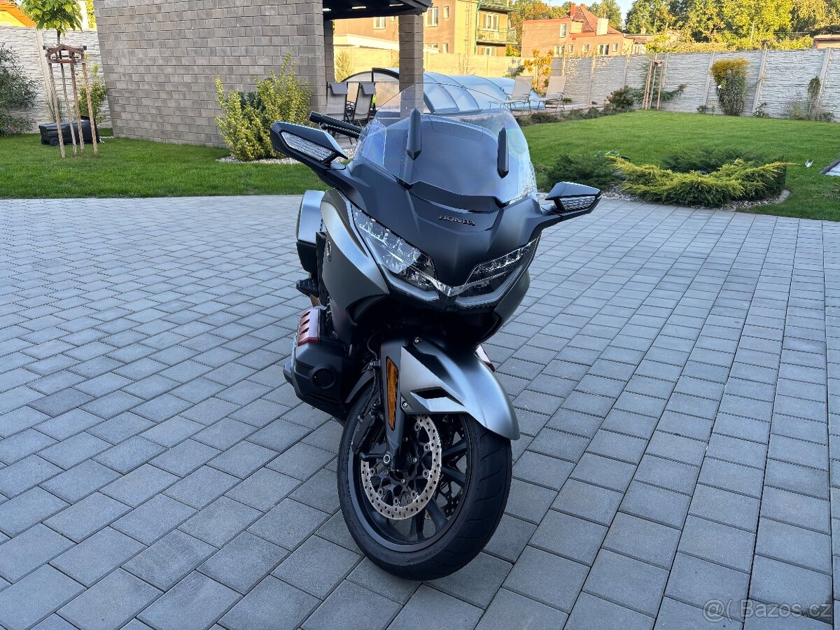 Honda Gold Wing GL1800 - 2