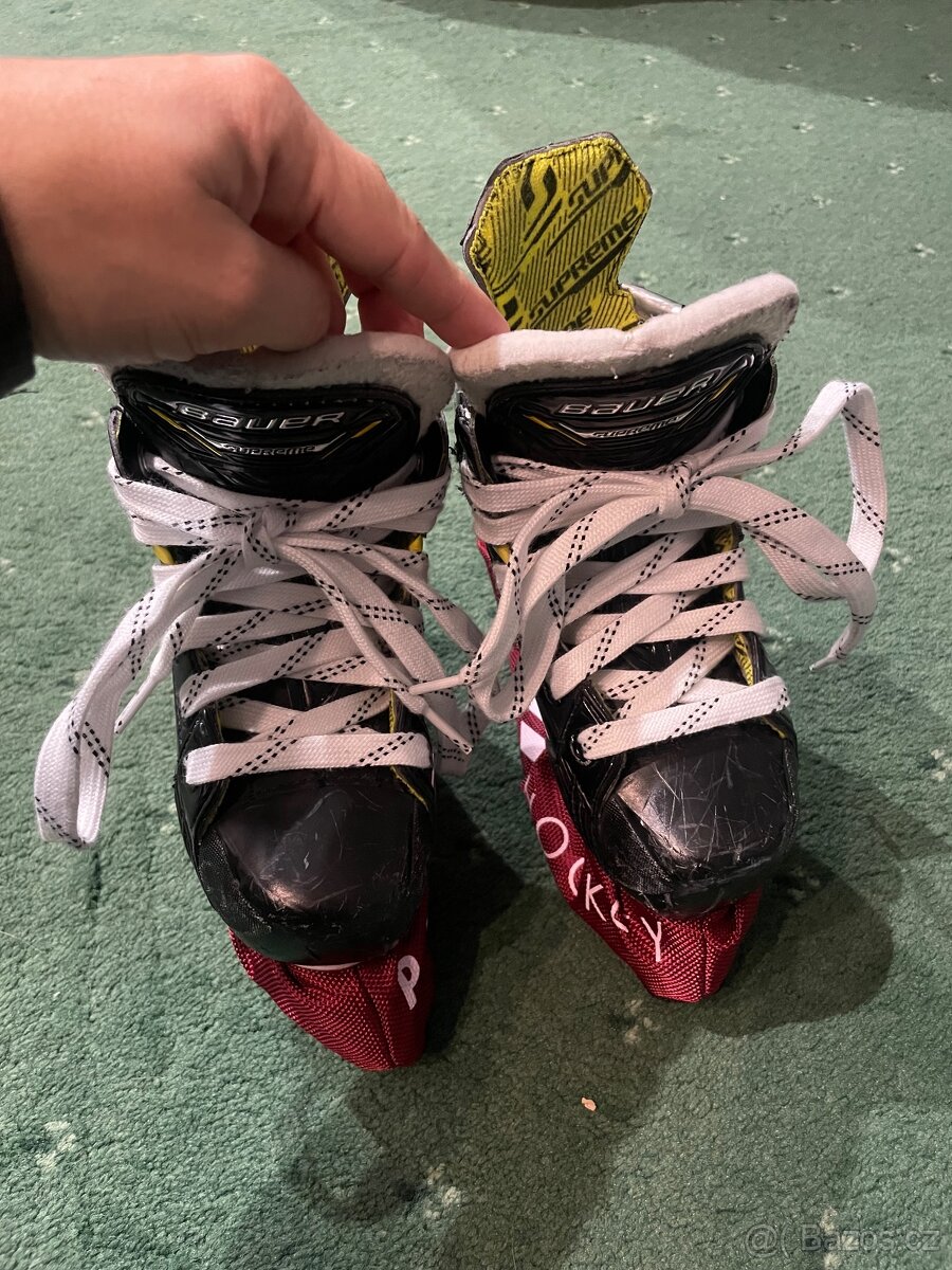 Bauer Supreme M5 pro. - 2