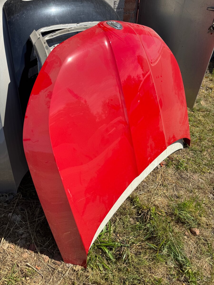 Škoda Kamiq kapota - 2