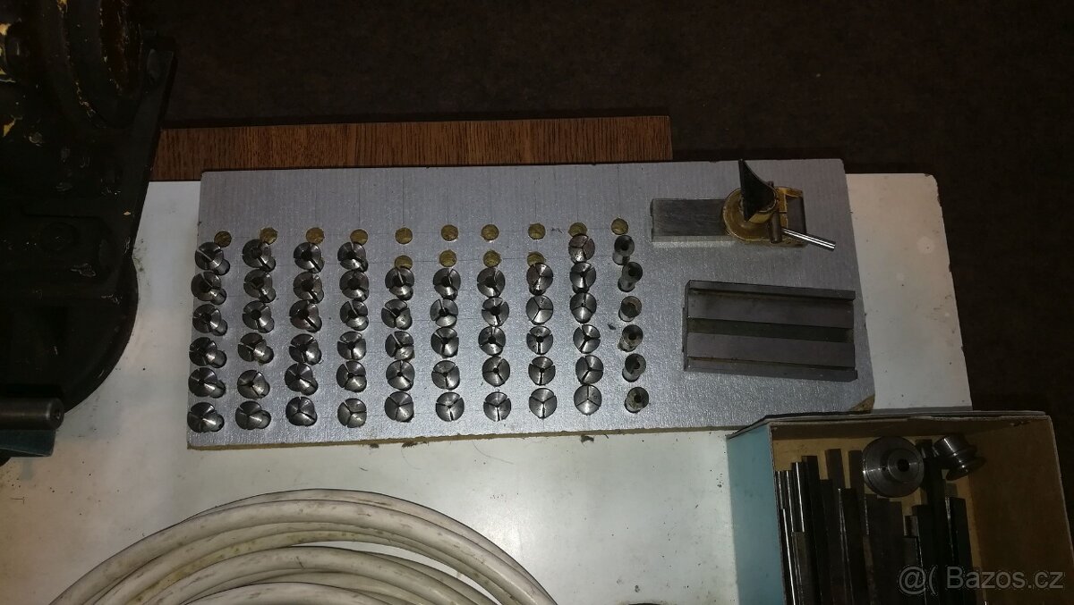 Hodinářský soustruh - 2