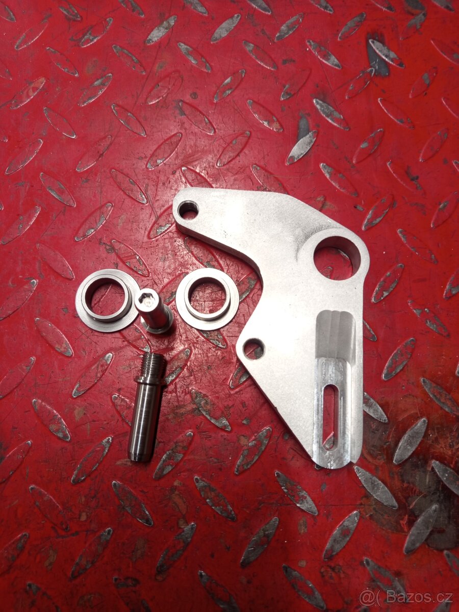 ČZ 125/519 Držák třmenu - 2