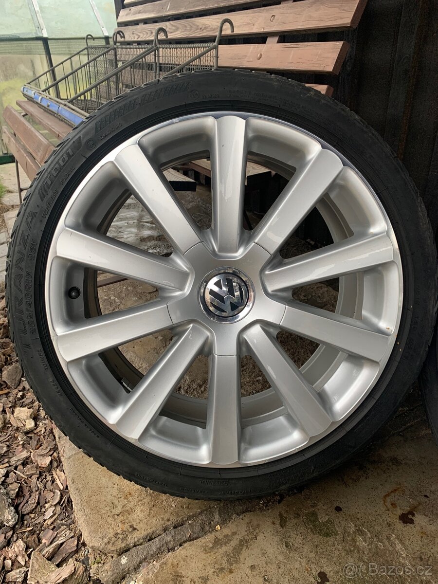 Originál alu kola VW R18 - 2