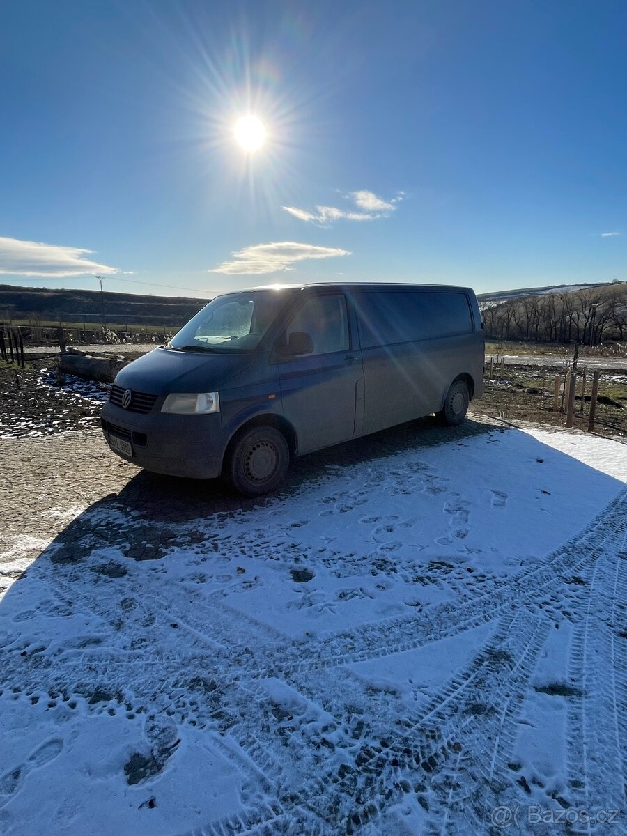 VW Transporter T5 1.9 TDI, tažné zař. - 2
