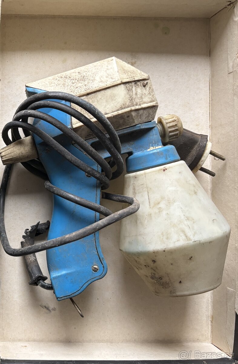 Stříkací / lakovací pistole - 2