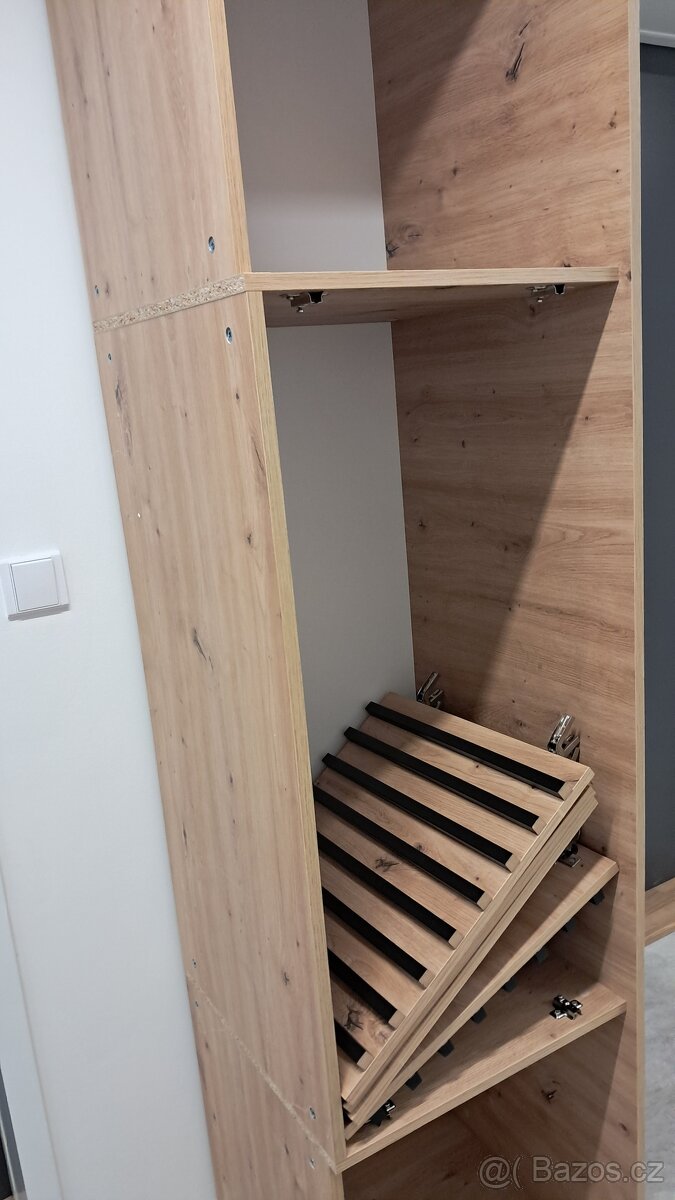 Nástavec na šatní skříň - NOVÝ - 2