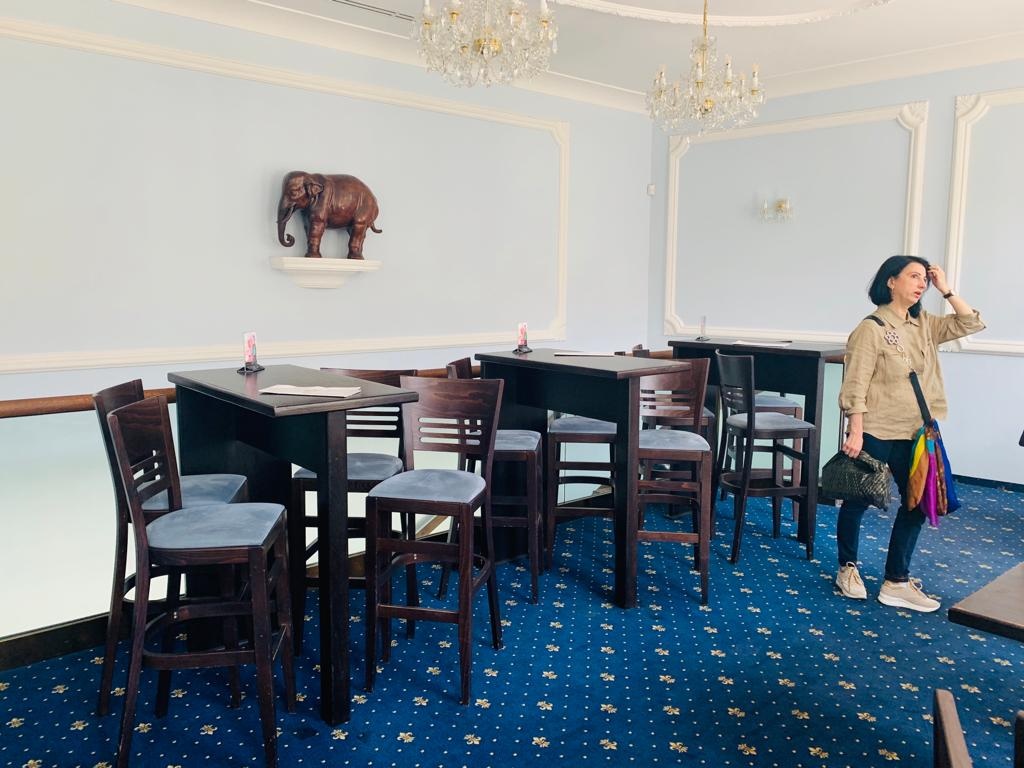 Vybavení kavárny - židle TON - 2