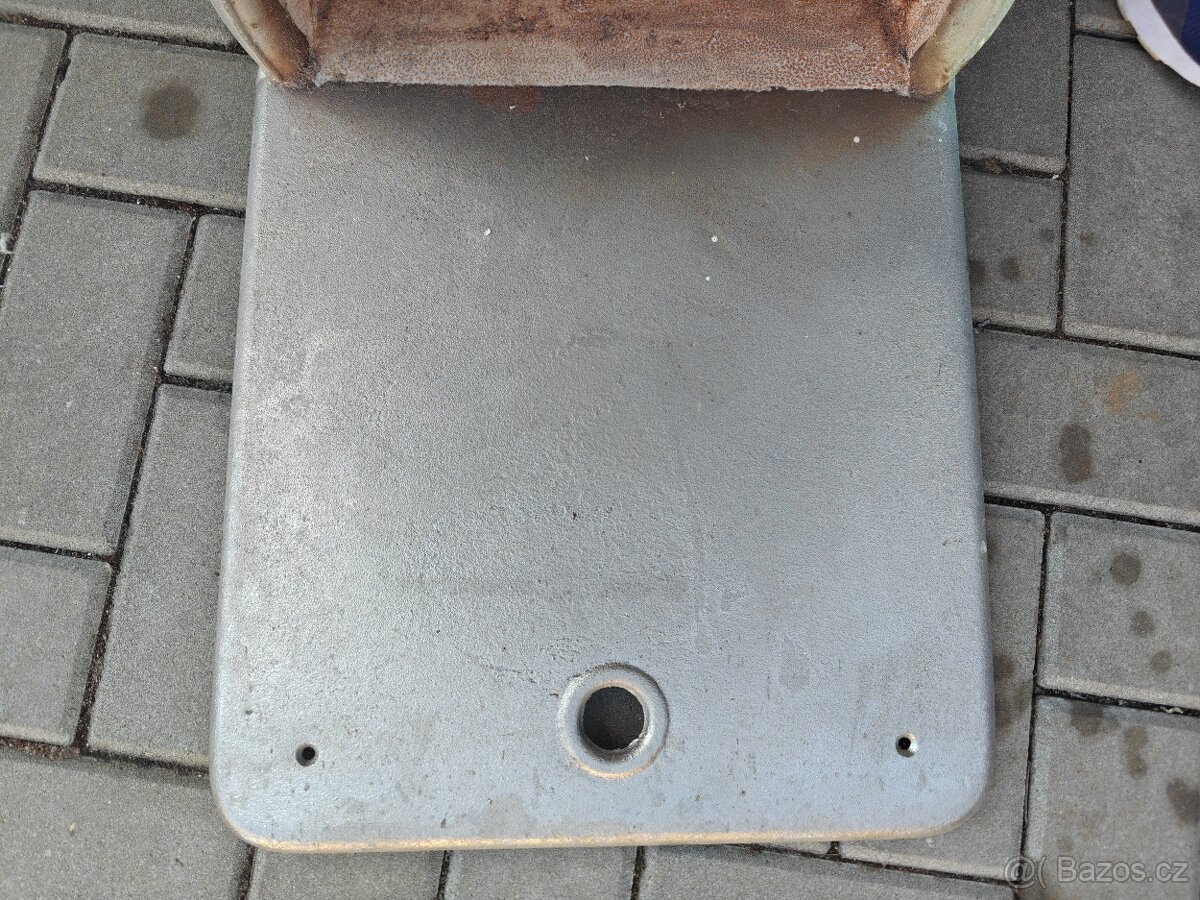 Litinová výlevka / umyvadlo - 2