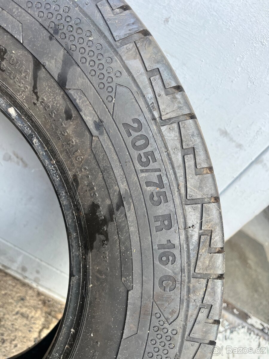 Pneu 205/75/16C Continental - 2
